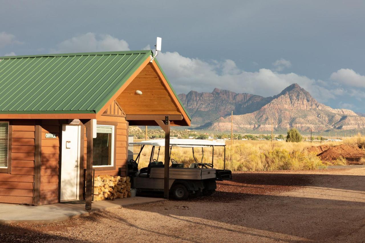 Gooseberry Lodges Zion National Park Area Apple Valley المظهر الخارجي الصورة