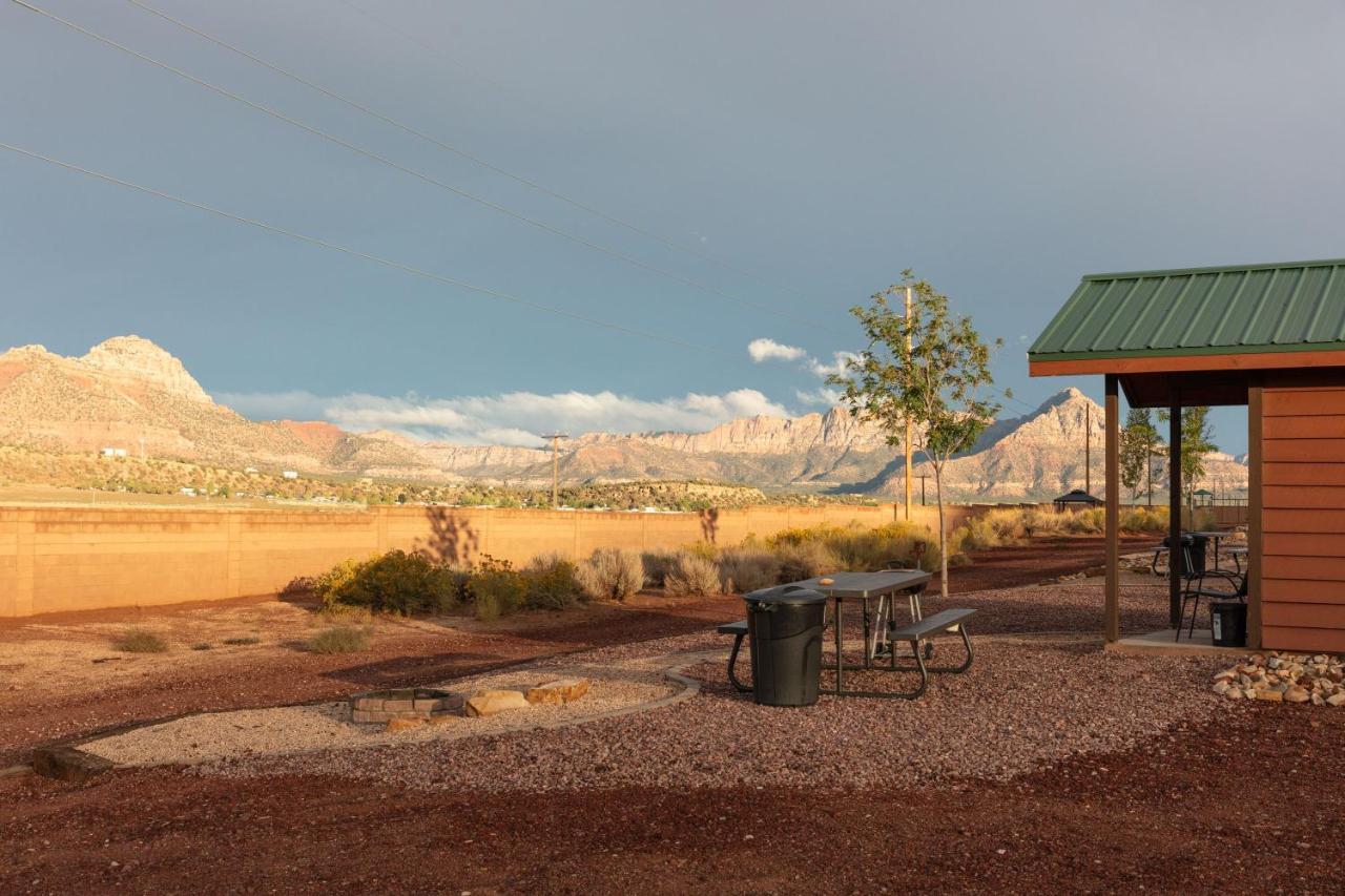 Gooseberry Lodges Zion National Park Area Apple Valley المظهر الخارجي الصورة
